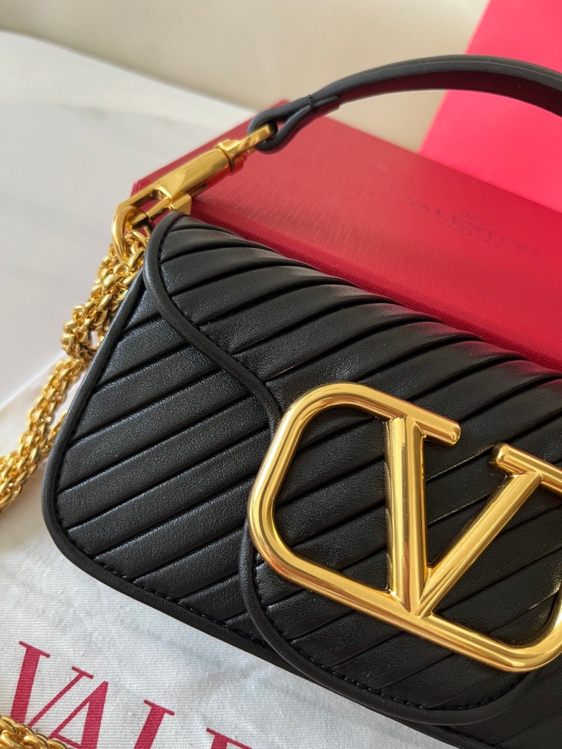 Va1e*ntin0 satchel bag